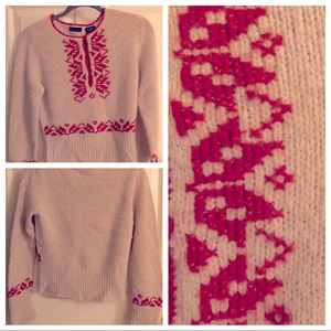 MoDA International Crop Sweater